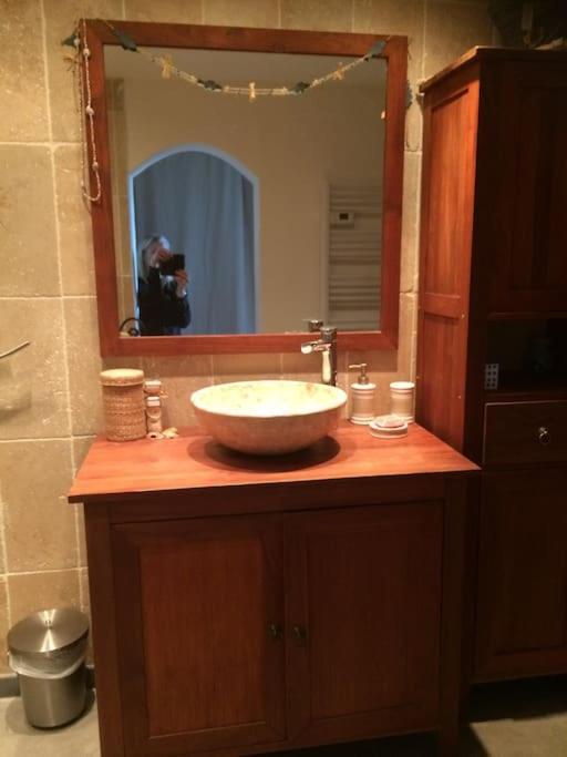 Volx Appartement Sur La Colline Avec Acces Piscine מראה חיצוני תמונה